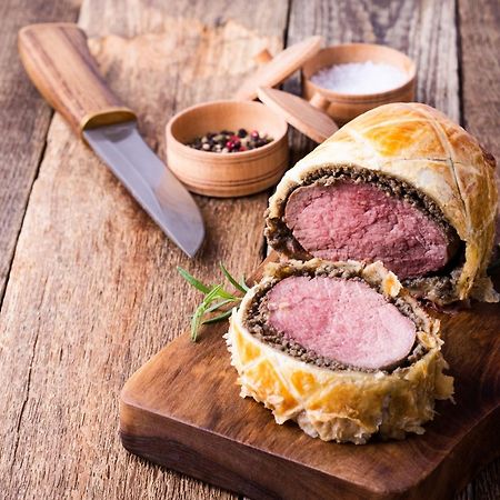 Logis Hotel - Restaurant Maison Claude Darroze Лангон Екстериор снимка