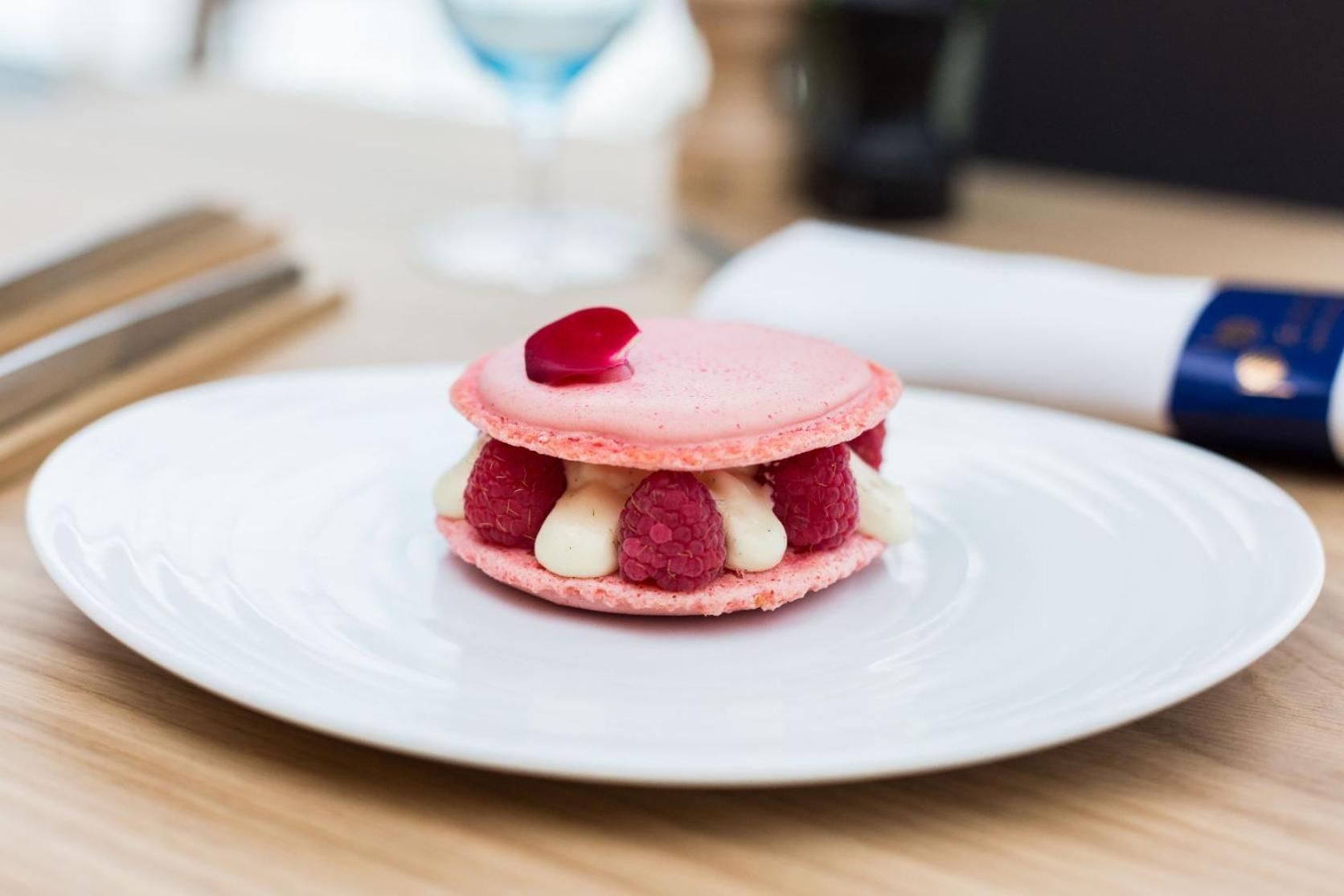 Logis Hotel - Restaurant Maison Claude Darroze Лангон Екстериор снимка