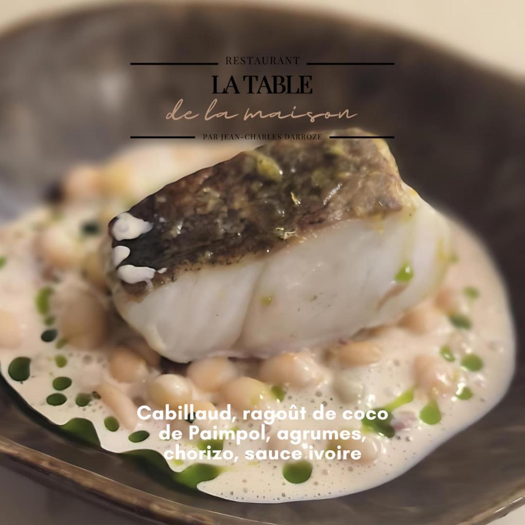 Logis Hotel - Restaurant Maison Claude Darroze Лангон Екстериор снимка