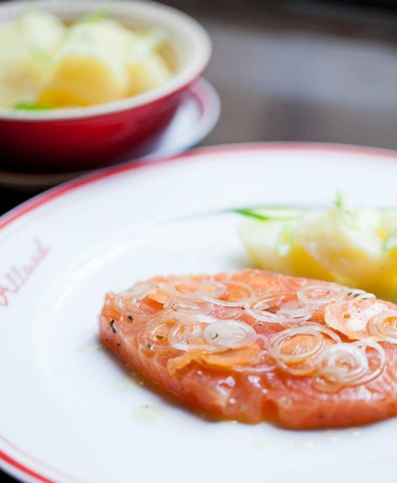 Logis Hotel - Restaurant Maison Claude Darroze Лангон Екстериор снимка
