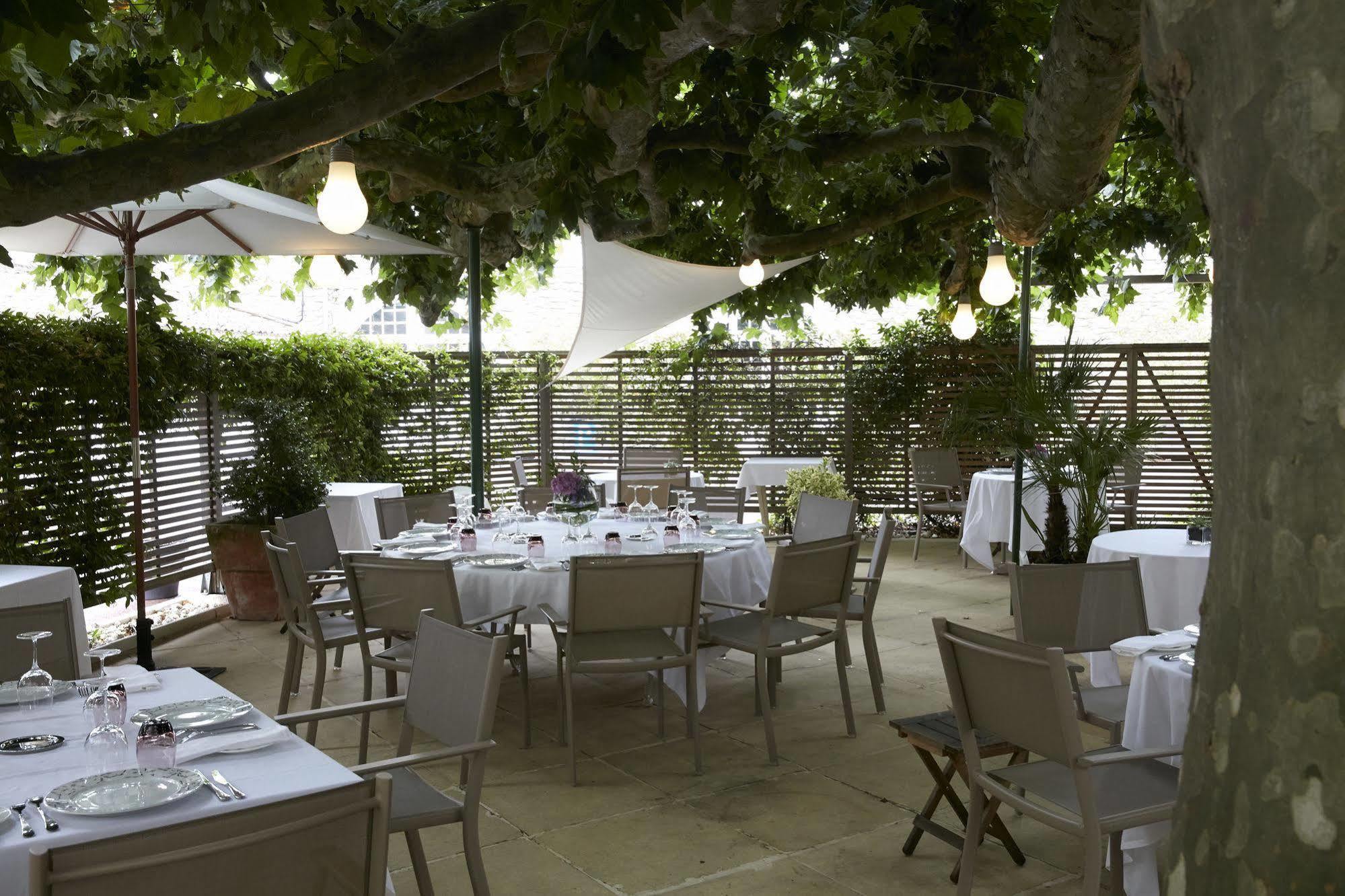 Logis Hotel - Restaurant Maison Claude Darroze Лангон Екстериор снимка